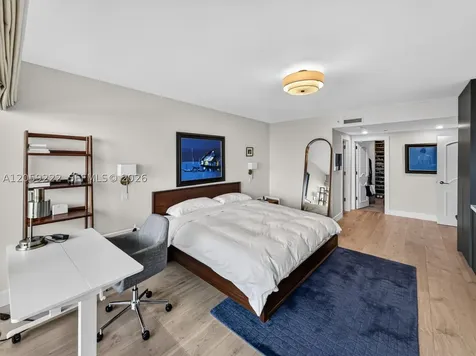 1455 Ocean Drive Miami Beach FL 33139