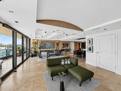 1455 Ocean Drive Miami Beach FL 33139