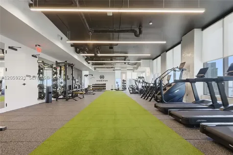 121 NE 5th Street Miami FL 33132