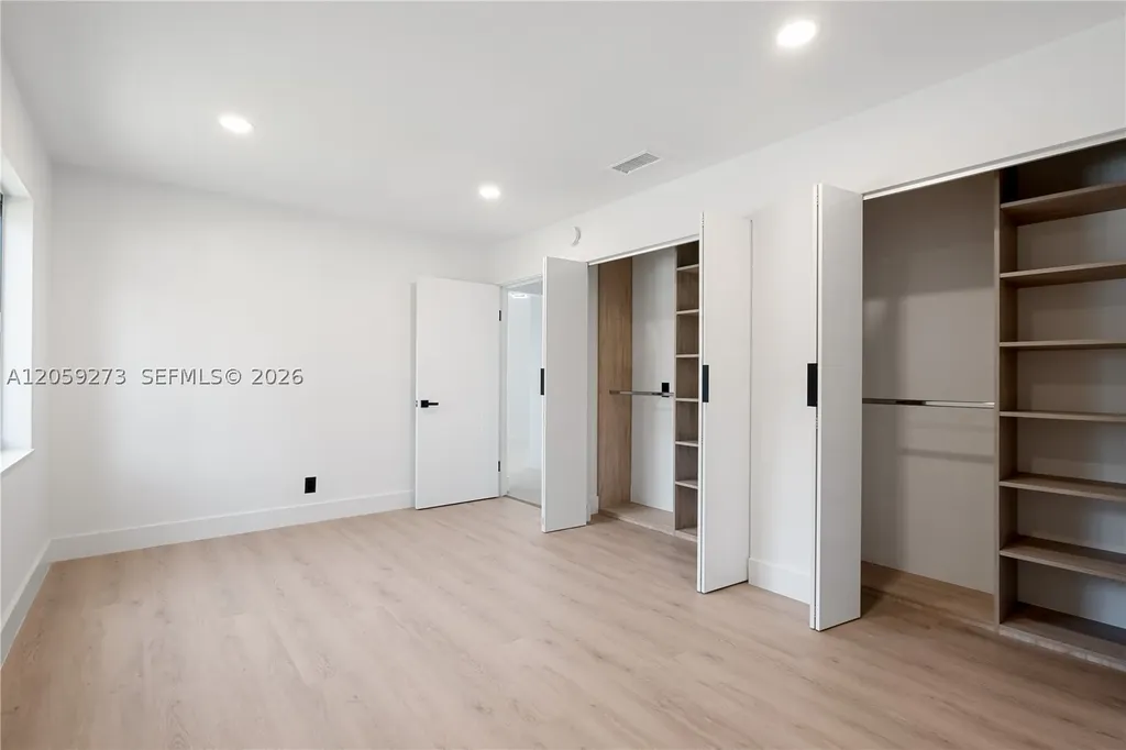 1543 SW 1st Avenue Boca Raton FL 33432