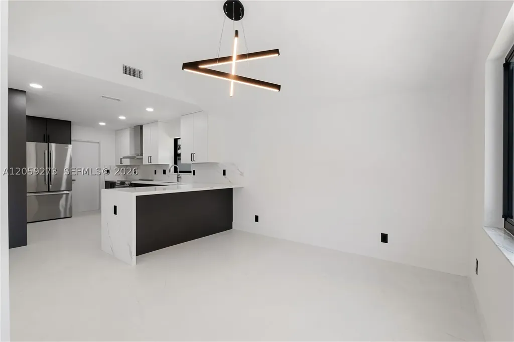 1543 SW 1st Avenue Boca Raton FL 33432