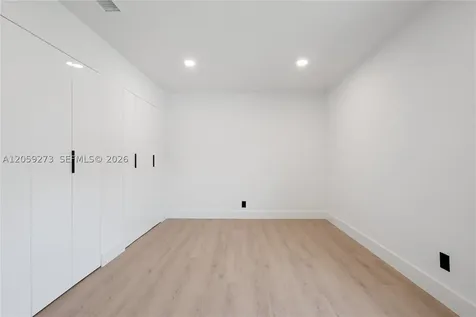 1543 SW 1st Avenue Boca Raton FL 33432