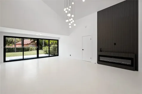 1543 SW 1st Avenue Boca Raton FL 33432