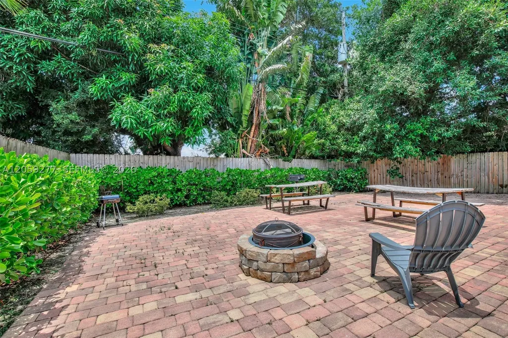 5731 NE 18th Avenue Fort Lauderdale FL 33334
