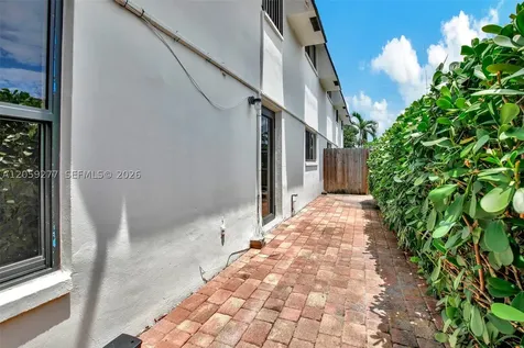 5731 NE 18th Avenue Fort Lauderdale FL 33334