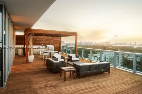 2901 Collins Avenue Miami Beach FL 33140