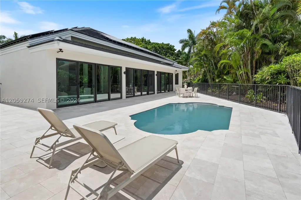 17892 Hampshire Lane Boca Raton FL 33498