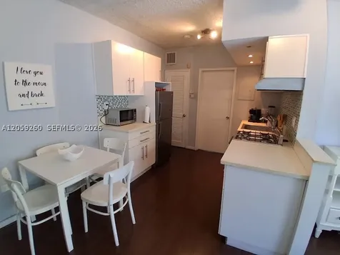 1555 Pennsylvania Avenue Miami Beach FL 33139