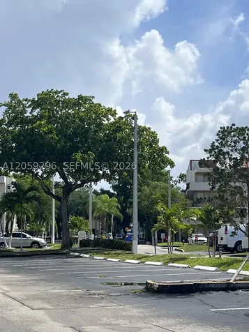 8870 Fontainebleau Boulevard Miami FL 33172