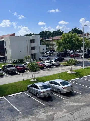 8870 Fontainebleau Boulevard Miami FL 33172