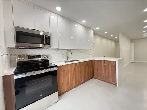 3514 W 76th Street Hialeah FL 33018