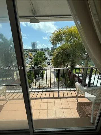 612 NE 25th Avenue Hallandale Beach FL 33009