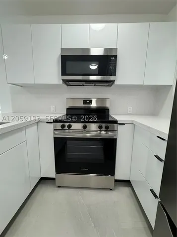 180 W 21st Street Hialeah FL 33010