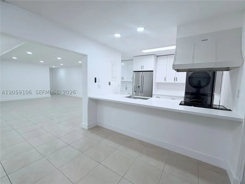 7011 Crown Gate Court Miami Lakes FL 33014