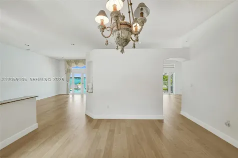 2339 NW 195th Avenue Pembroke Pines FL 33029