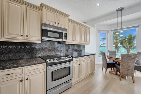 2339 NW 195th Avenue Pembroke Pines FL 33029