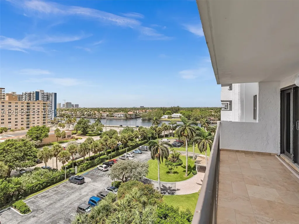 1201 S Ocean Drive Hollywood FL 33019