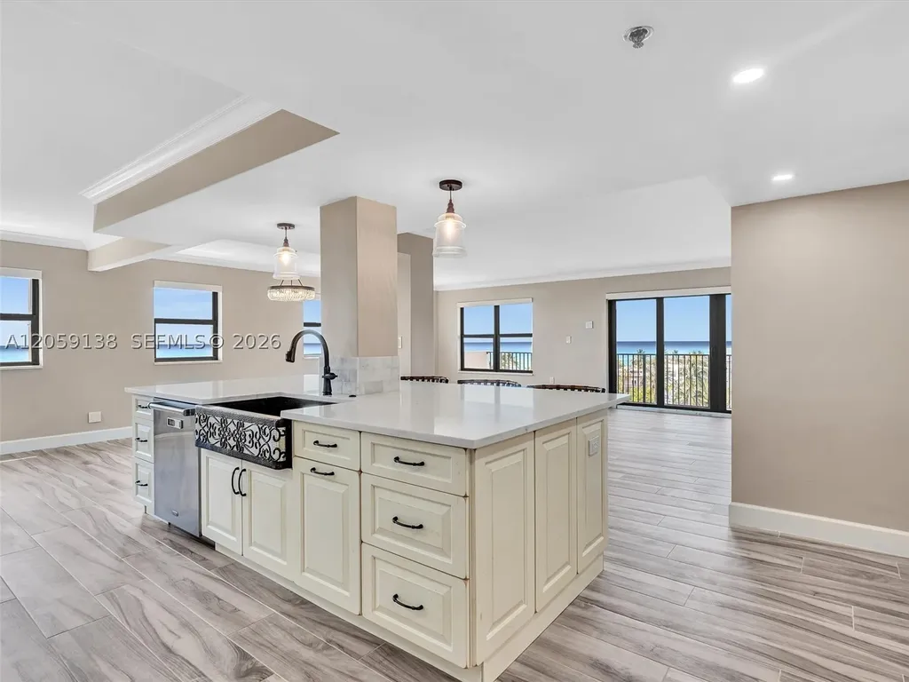 1201 S Ocean Drive Hollywood FL 33019
