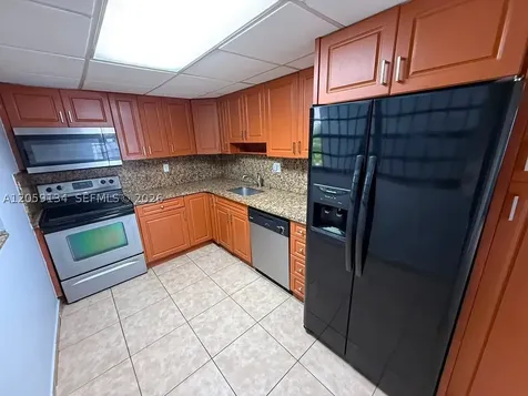 1325 W 68th Street Hialeah FL 33014