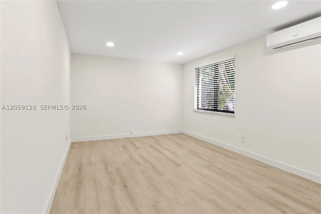 328 SW 11th Avenue Delray Beach FL 33444