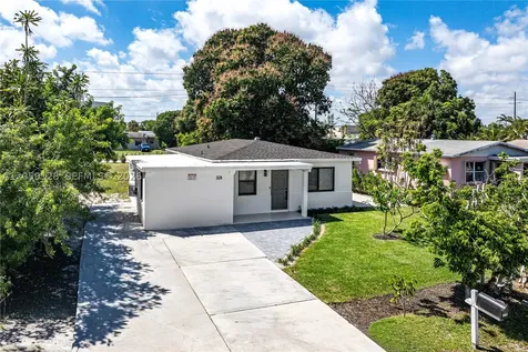 328 SW 11th Avenue Delray Beach FL 33444