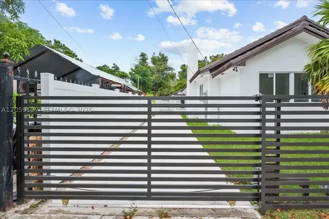 3389 NW 14th Avenue Miami FL 33142