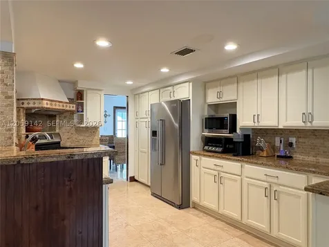 6610 SW 104th Court Miami FL 33173