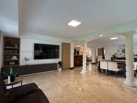 6610 SW 104th Court Miami FL 33173