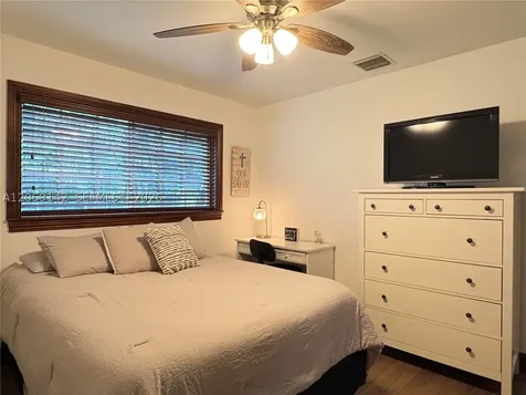 6610 SW 104th Court Miami FL 33173