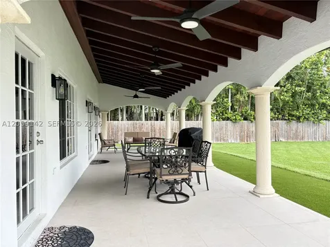 6610 SW 104th Court Miami FL 33173
