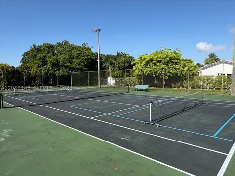 6610 SW 104th Court Miami FL 33173