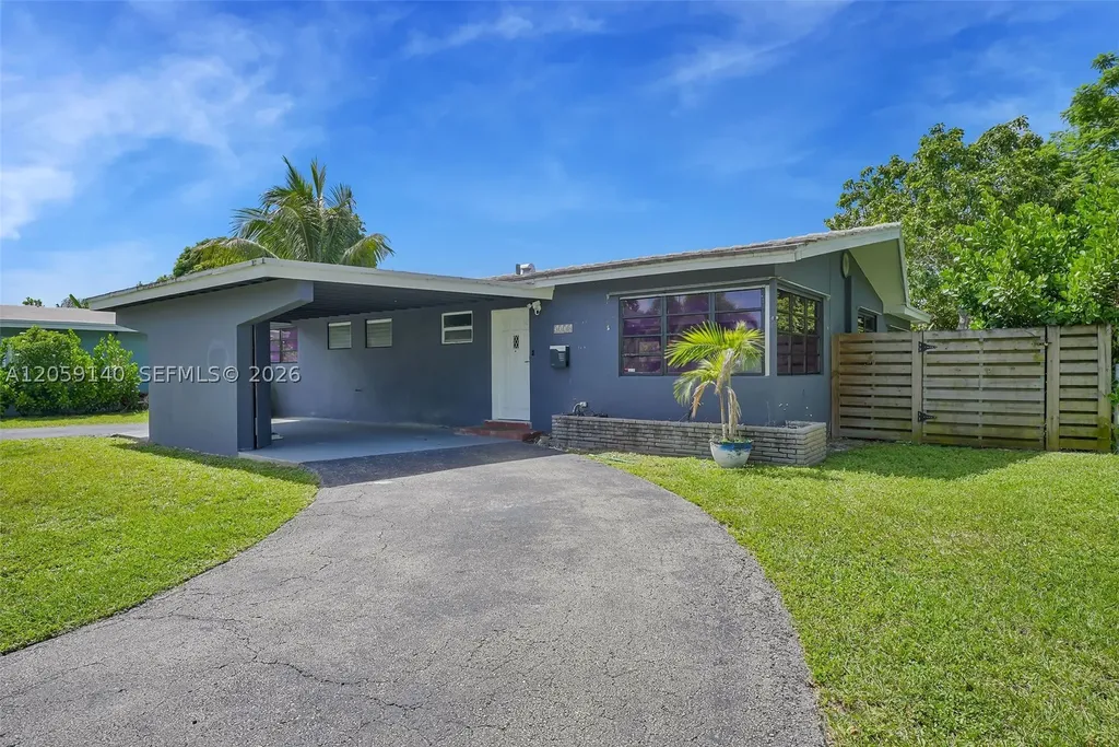 3338 Cleveland Street Hollywood FL 33021