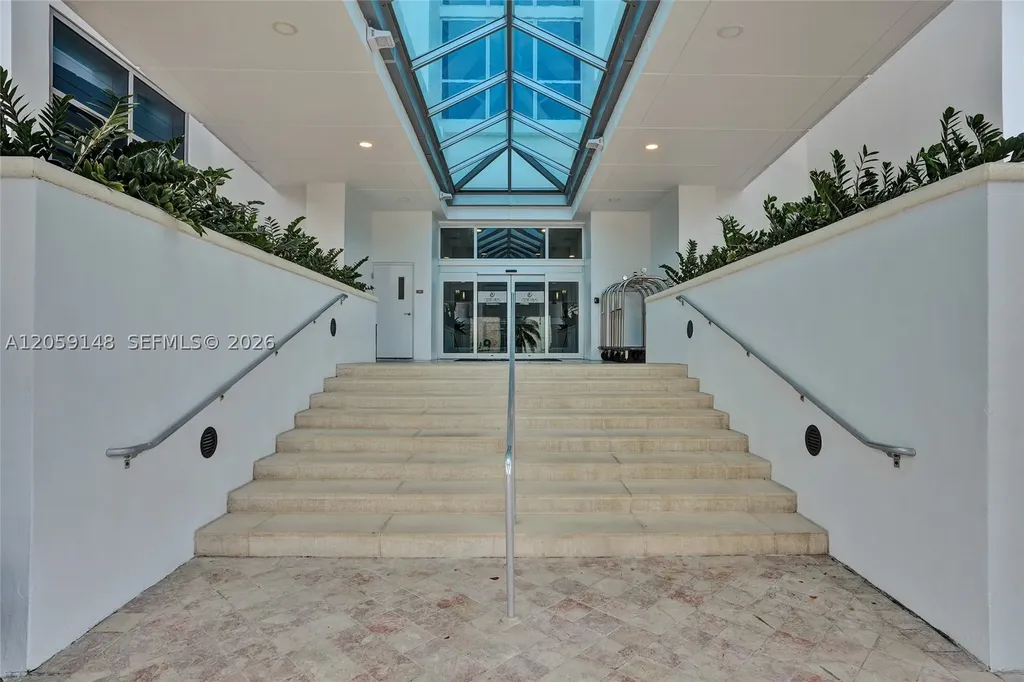 3101 S Ocean Drive Hollywood FL 33019