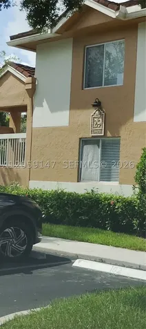 729 NW 92 Av Bding 29 Plantation FL 33324