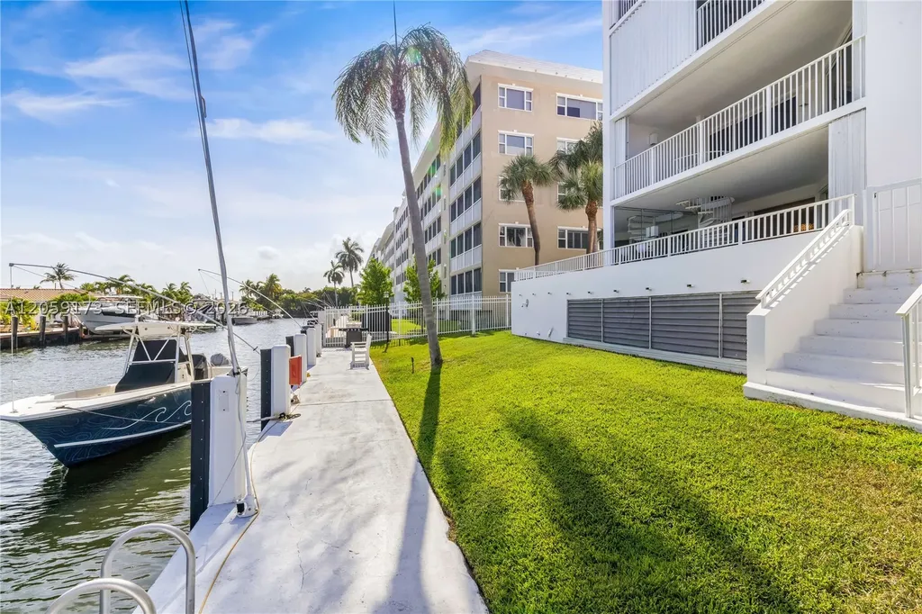 3100 NE 47th Court Fort Lauderdale FL 33308