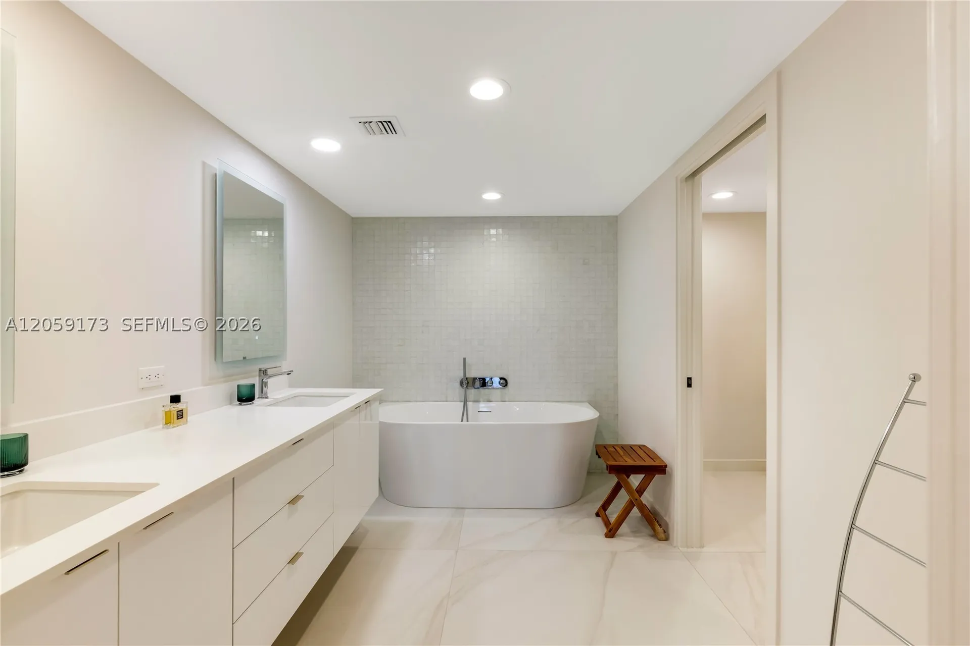 3100 NE 47th Court Fort Lauderdale FL 33308