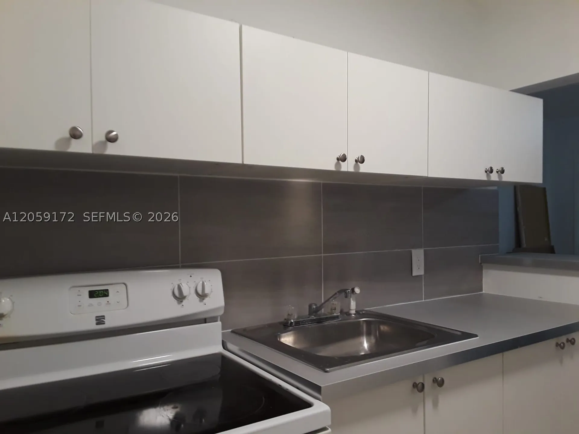 5647 Hayes Street Hollywood FL 33021