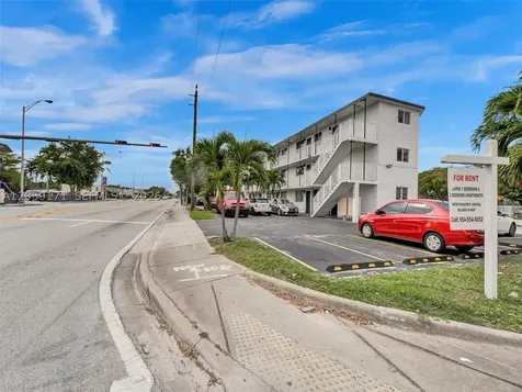 14190 W Dixie Highway North Miami FL 33161