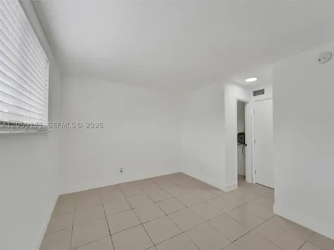 14190 W Dixie Highway North Miami FL 33161