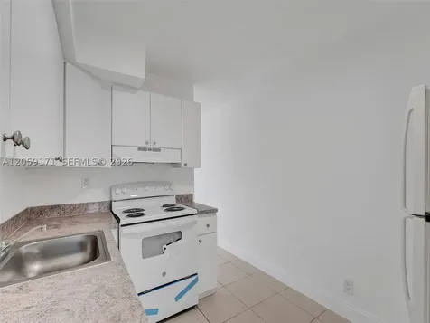 14190 W Dixie Highway North Miami FL 33161