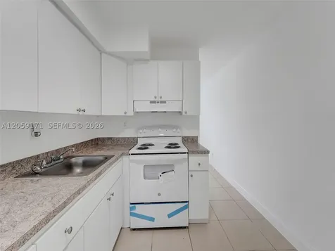 14190 W Dixie Highway North Miami FL 33161