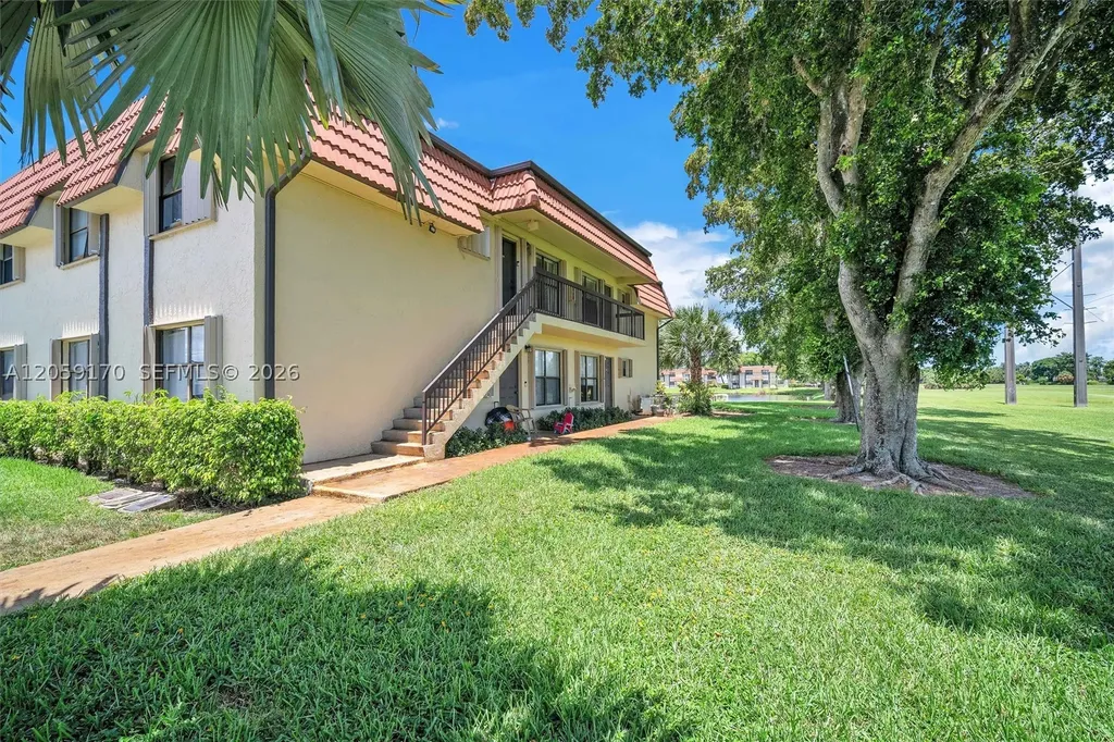 10015 NW 4th Street Pembroke Pines FL 33024