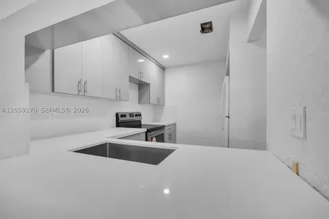 10015 NW 4th Street Pembroke Pines FL 33024