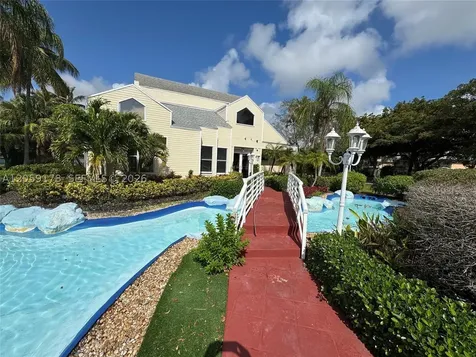 3409 NW 44th Street Oakland Park FL 33309