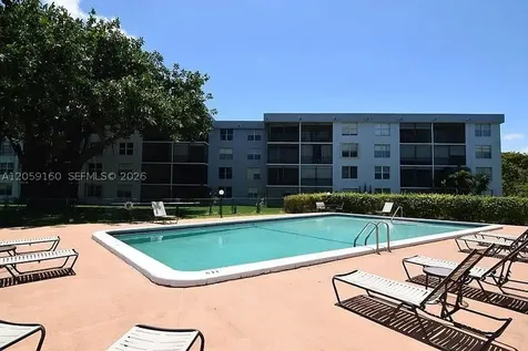 120 Royal Park Drive Oakland Park FL 33309