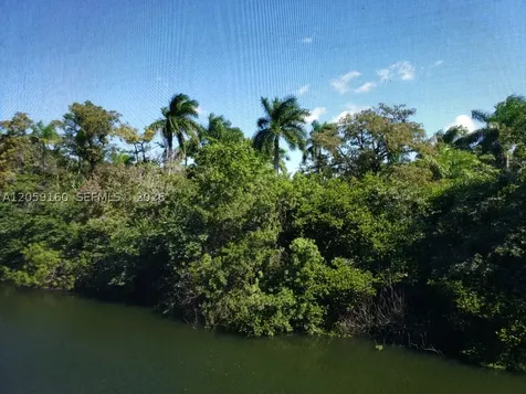 120 Royal Park Drive Oakland Park FL 33309
