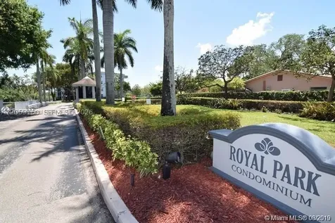120 Royal Park Drive Oakland Park FL 33309