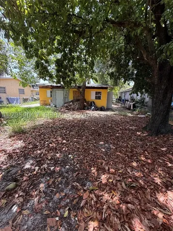 809 NW 108th Street Miami FL 33168