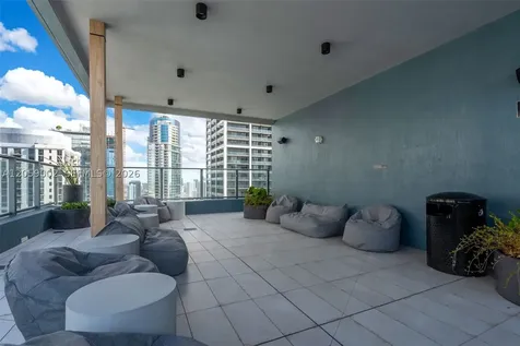 121 NE 5th Street Miami FL 33132