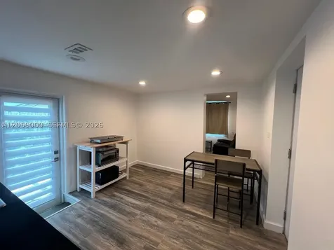 1430 NE 149th Street Miami FL 33161
